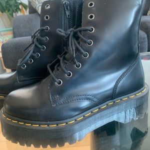 Dr. Marten Jadon Smooth Leather Platform Boots